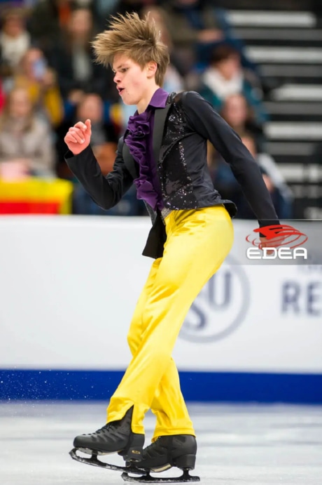 Ice Gallery Skates U.S.